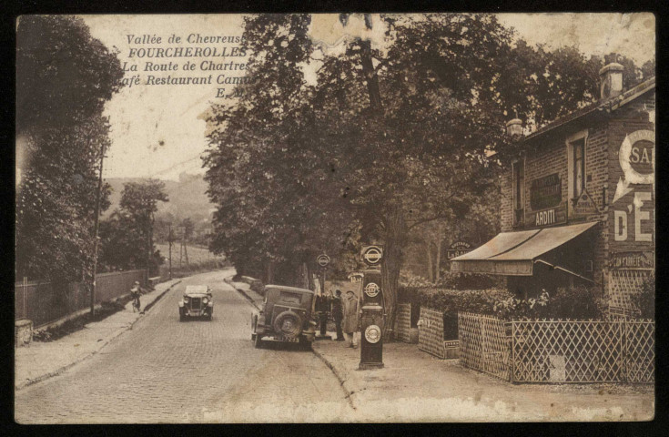 PALAISEAU. - Fourcherolles. Route de Chartres, restaurant Camus et vente d'essence. Editeur EMalcuit, 1946. 