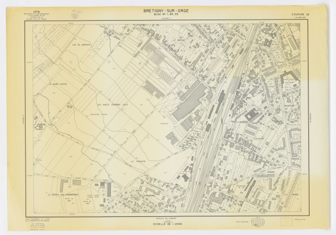 Plan topographique de BRETIGNY-SUR-ORGE établi sous le contrôle du Service du Cadastre, feuille 22, Ministère de l'Environnement et du Cadre de Vie - District de la Région ILE-DE-FRANCE, 1978. Ech. 1/2.000. N et B. Dim. 0,60 x 0,85. 