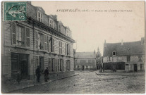 ANGERVILLE. - Place de l'Hôtel de ville, LH, 1911, 3 mots, 5 c, ad. 